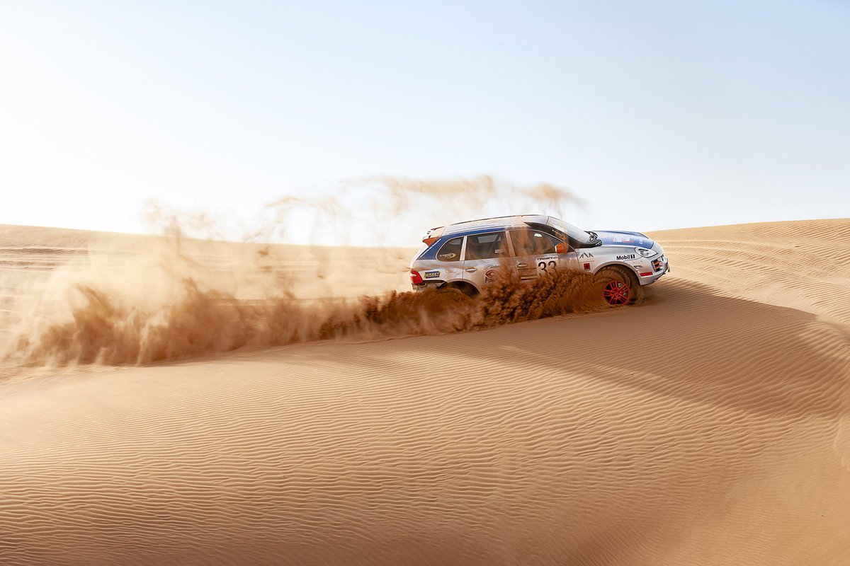 BlueSkysRock's tweet photo. One from the archives, dune bashing on Big Red Dubai with the only (at the time) rally raid prepped @Porsche Cayenne. Worth the hike up in 80 deg's. Shot for @Shahzad_Sheikh way back when... https://t.co/dgoqe9NmQX