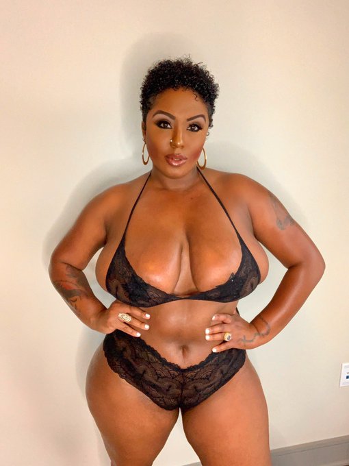 Goodmorning 😏👅 don&rsquo;t be rude ..say it back ? 👇🏾 https://t.co/7JOFra1Jqo #monday #dallas #texas https://t<a href="/tag/texas"class="tags"><span>#texas</span></a><a href="/tag/dallas"class="tags"><span>#dallas</span></a><a href="/tag/monday"class="tags"><span>#monday</span></a>