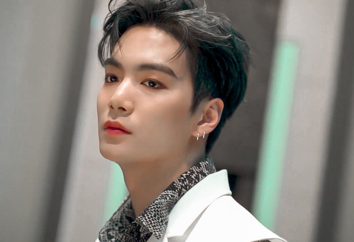 retouch_jr's tweet photo. 🔎

#김종현 #JR #뉴이스트 https://t.co/0sKDei0ri2