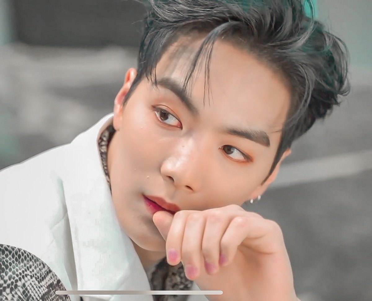 retouch_jr's tweet photo. 🔎

#김종현 #JR #뉴이스트 https://t.co/0sKDei0ri2