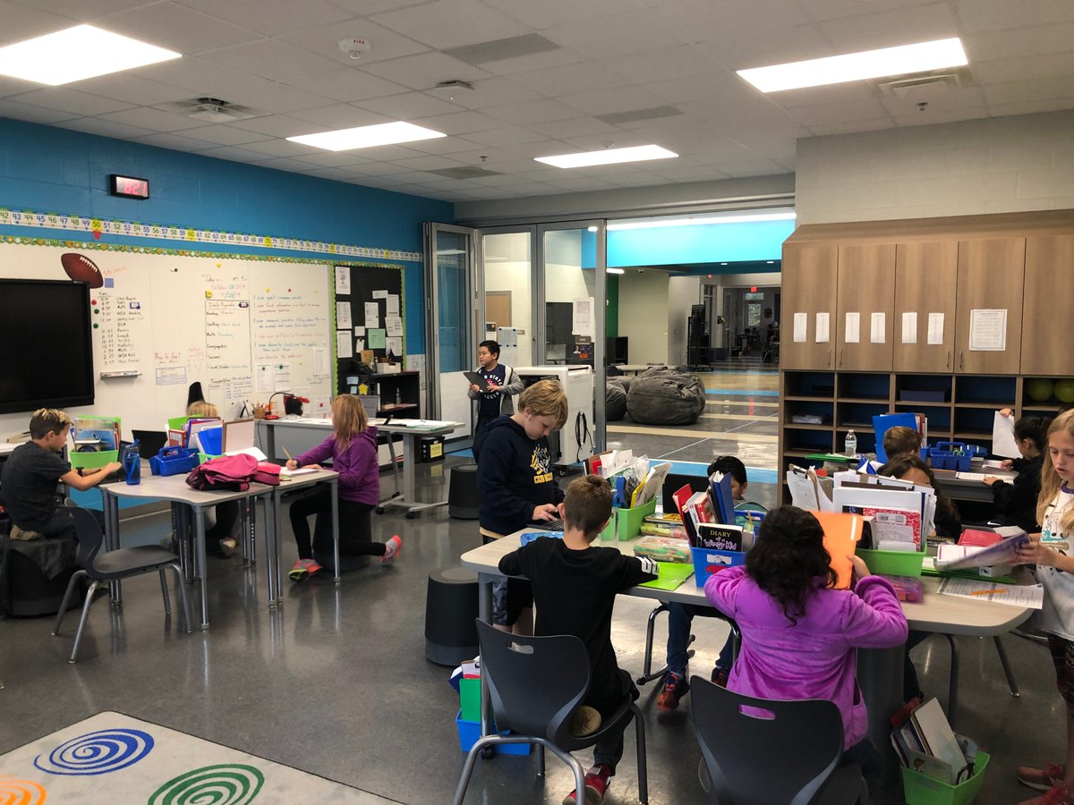 cjmarczak's tweet photo. It's crazy to think this would have been the last full week of the 2019-2020 @MauryCoSchools school year! What a year it's been with an unexpected @MNightShyamalan type ending! #growmaury #mcpskeys #goodmemories https://t.co/TVqf9GXeq3