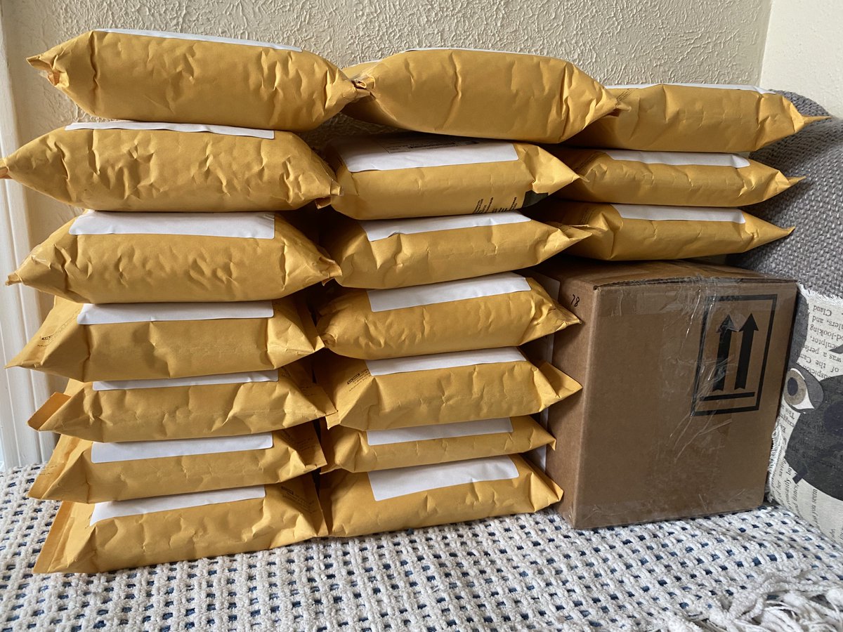 FerrisonNA's tweet photo. Shipping out #ConventionQuest orders today. Mostly Aquamarine, couple Pink, more than half the leftover Greys. Understandably, one person wanted a copy of each #variant. Everyone should get their games later this week. 
Time to beta test some #Anguna!  #Nintendo #NESDev #Homebrew https://t.co/cF9ptKHa3v