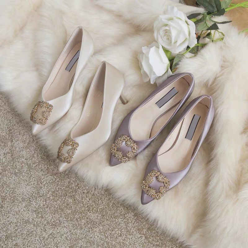 orkedkuningg's tweet photo. Korang #teamhighheels ke #teamflatshoes ?π https://t.co/9qGeujQNZm