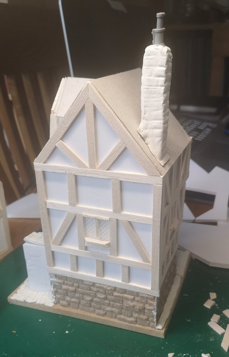 ... So the next step is to texture the lathe and plaster panels, which is likely the last bit I'll do today.I've timbered one of the town houses too, but I don't really have time to do the other 2 today #warmongers  #ttrpg