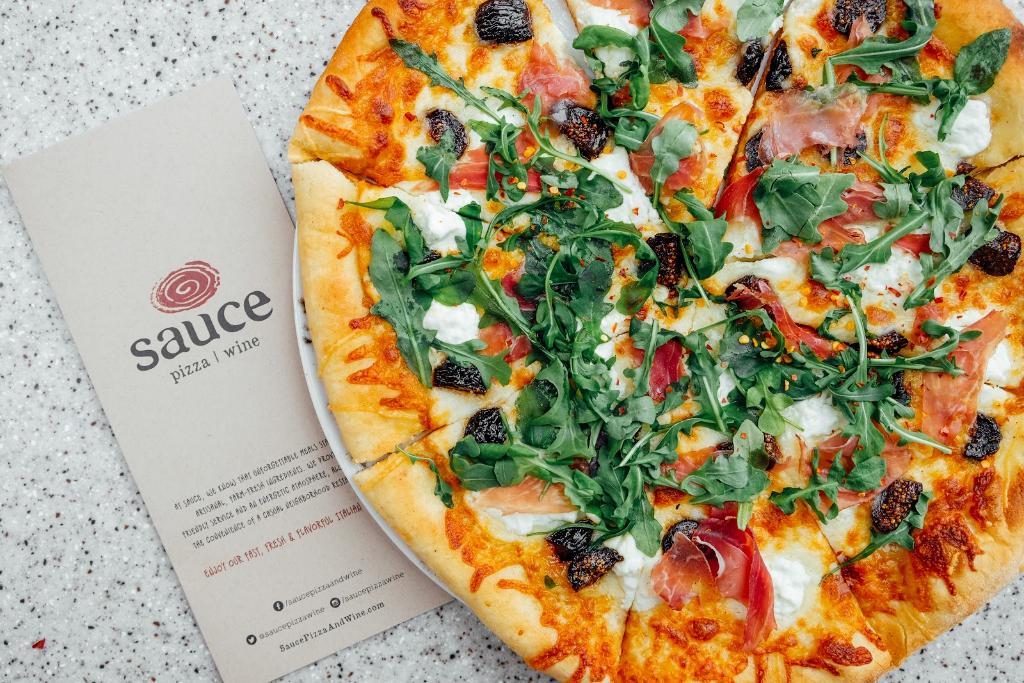 Rivulon's tweet photo. 🎉 @SaucePizzaWine is now open for dine-in at Rivulon! Curbside pickup, carryout, &amp; delivery are still available to get your favorite Sauce menu items, your way. 📍 75 E Rivulon Blvd. #GilbertAZ

Your safety is their priority: https://t.co/ne5ctJ77Wn https://t.co/JXRMYRRQYa