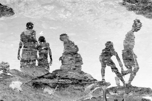 wwborders's tweet image. Welcome to our very first issue dedicated to the literature of Cabo Verde. The stories, essays, and poems presented here explore the paradox in Cabo Verde's place at both the center and the margins of the world. 

Read the issue: bit.ly/2Lf6GbA