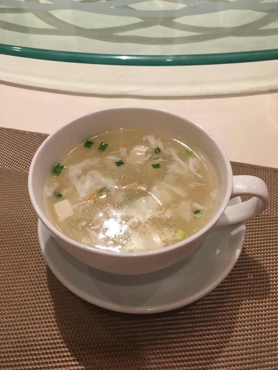 F Horiuchi On Twitter 2018 5 11 横浜日本大通り 中華料理金香楼 ランチの1ドリンク付き 個室で14名で来店しました メニューは 前菜3種の彩り盛り合せ フカヒレ入り海鮮スープです 金香楼 横浜日本大通り