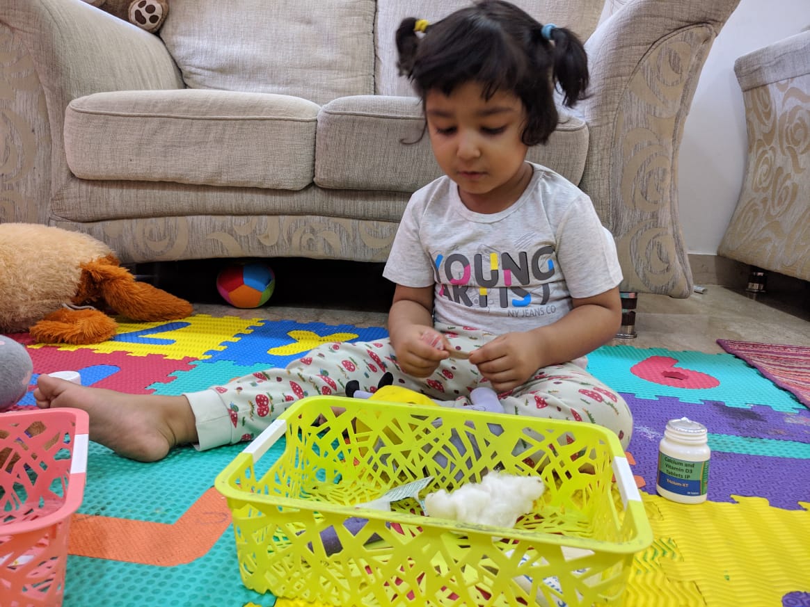 ApeejayRhythms's tweet photo. #Ms. Dolly had a Polly, #who are sick sick, sick, ##so she called up a ##doctor to come quick, quick, quick....##Rhythmites doing role-play activity.....๐ฅฐ๐ฉโโ๏ธ๐จโโ๏ธ๐ฅฐ https://t.co/KYujPC0BSJ