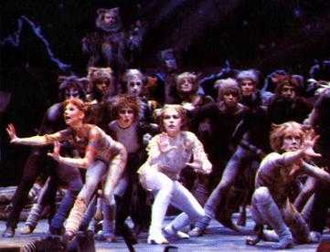 landofthe80s's tweet photo. "Cats" first opened on this date in 1981 at the New London Theatre in London, England. The most well-known song from Cats, "Memory", has been recorded by more than 150 recording artists. #80s #theatre #80smusical https://t.co/QyAHh5BNcA