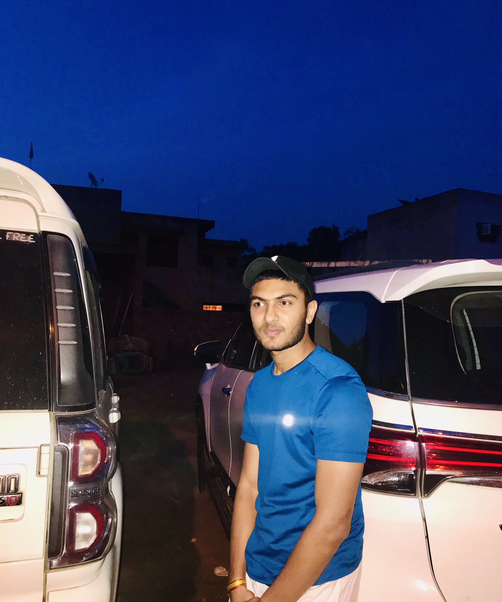 RapperKKing's tweet photo. K.King$S
#rapper #rapperkking #rapperk_king #kking #model #mylook #trend #fashion #love #carlover #fitness #fit #smart #fun #thar #india #worldwide #music #musically #gymmotivation #gymlover #worldwide #trend #trending #city #love #cafe #monday #coronate https://t.co/Xh2ucjIIXy