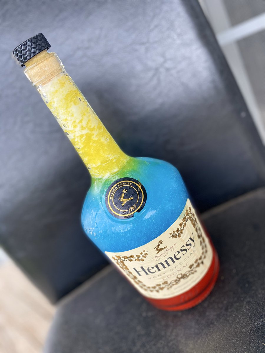 _shardayyyy's tweet photo. Lil Debbie Daiquiris. Black Owned Small business located in Oklahoma City 😍 https://t.co/JBT5WHra8x
