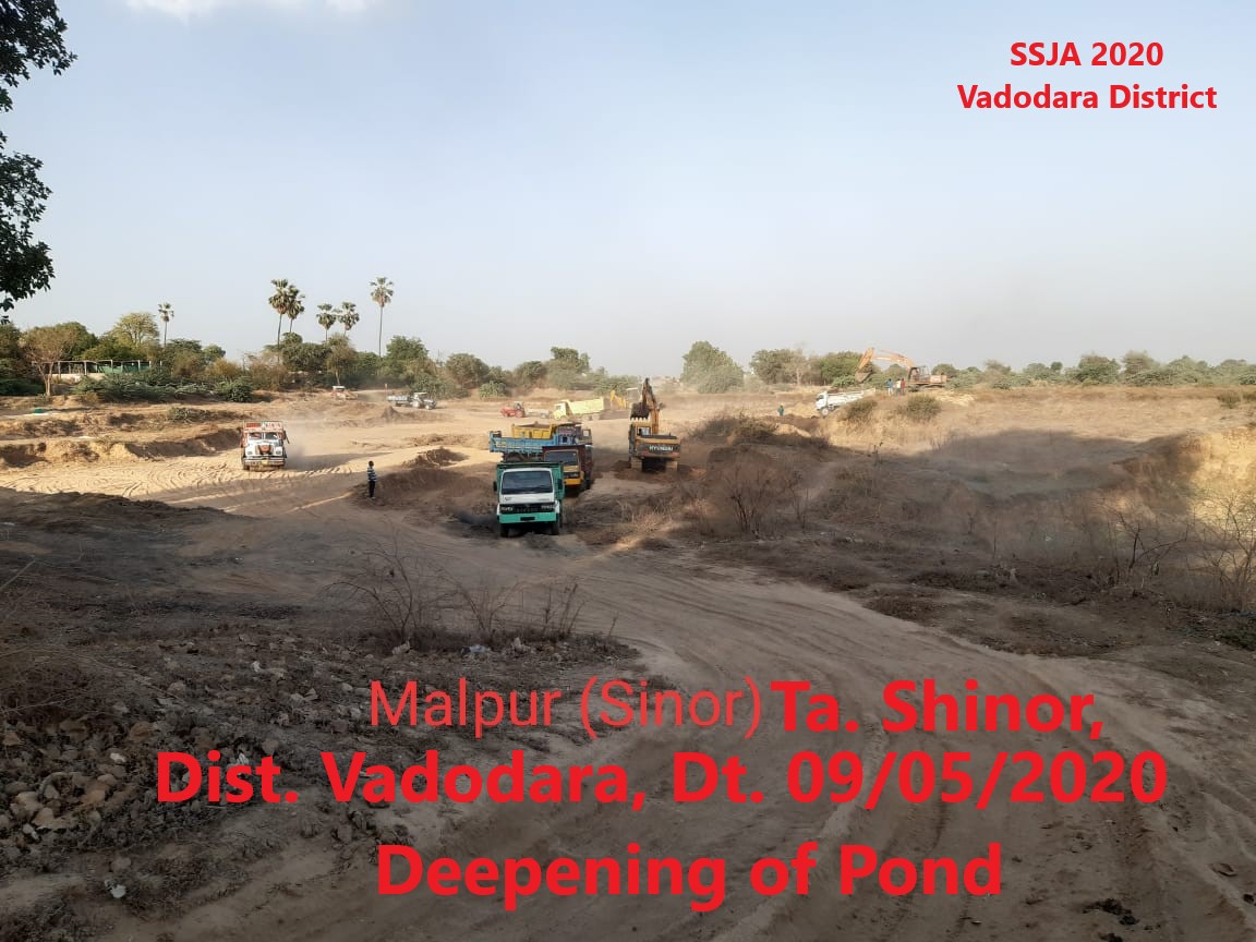 CollectorVad's tweet photo. વડોદરામાં #SSJA હેઠળ Rs.731 લાખના ખર્ચે જળ સંચય - જળ સંગ્રહના 329 કામો હાથ ધરવામાં આવ્યા છે. આ અભિયાન હેઠળ જિલ્લામાં 81 તળાવ ઊંડા કરવાના અને 33 જેટલા કાંસ, કેનાલ સફાઈના કામો સહિત કુલ 114 કામો શરૂ કરવામાં આવ્યા છે. જે પૈકી 03 કામો પૂર્ણ થયા છે.
@vijayrupanibjp
@pkumarias https://t.co/1Wohv4x0iW