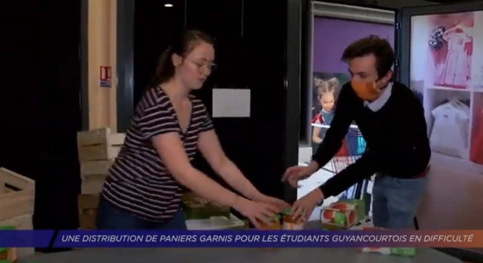 L'épicerie sociale de l'UVSQ se mobilise avec des paniers 🧺solidaires pour les étudiants en difficulté pendant la crise sanitaire ! 👏
youtube.com/watch?v=pW2v-X…