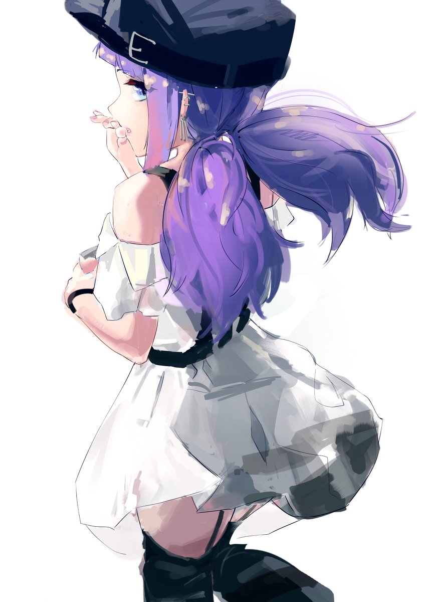 ほんとは膝まで描いてたけど😈 