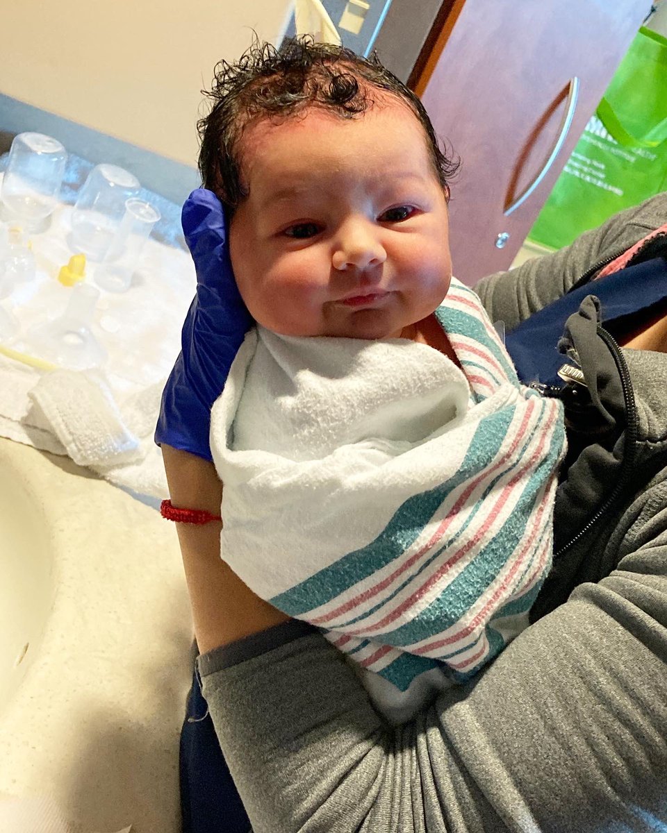 AbbHernandez's tweet photo. She is here!! Introducing Aria Rose Hernandez! Born May 8th- 8lbs-22.5 inches. She got here just in time so that we could come home and meet her big bro on Mother’s Day!💙💗 #BestDayEver #hairfordays #squishycheeks #famof4 👨‍👩‍👧‍👦 https://t.co/n0zMAdwyqN