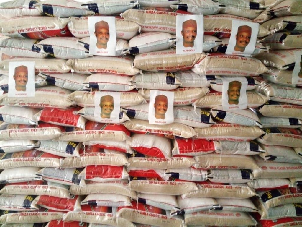 ArdoMuhd's tweet image. Distrubution of Kwankwasiyya #palliatives commence across the 484 wards of Kano State.