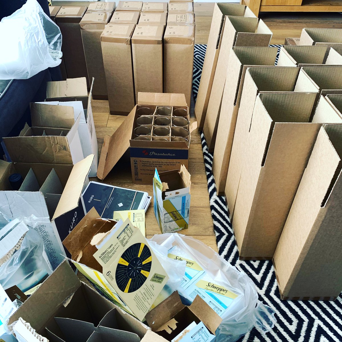 Day 11 #ginadaymay by <a href="/gin_a_ding_ding/">Gin A Ding Ding</a> 

B E H I N D  T H E  S C E N E S Literally me on the daily p&amp;p run with this weekend’s online orders. It’s not all glam gin drinking when running a small gin brand. It’s paper cuts and tape in your teeth at times !!

 #behindthescenes #gin