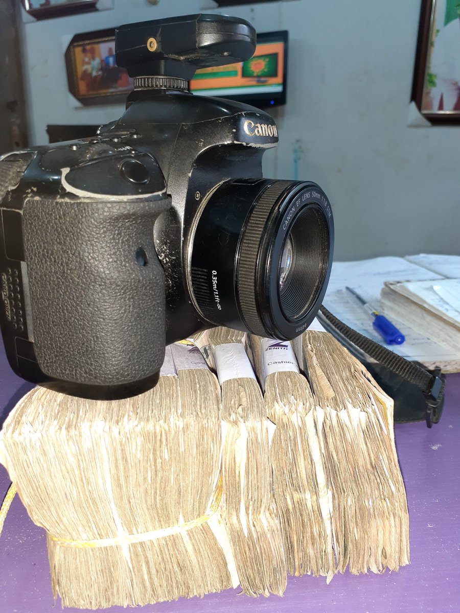 Leboldbenaiah's tweet photo. This machine can be ya ATM .. It depends on what you do with it !!
Com n learn photography and the business of photography at Lebold studios from experience hands.
Come have fun, more knowledge and Another source of Income.
Photography + Video
#camera_god
#Leboldstudios https://t.co/A28UxLih2y