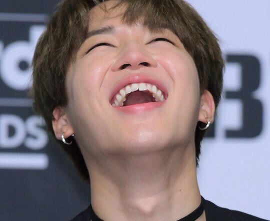 Jimin& #39;s adorable crooked Teeth make you realize imperfection is perfect. A thread..