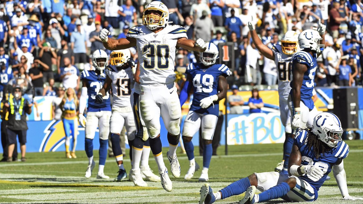 GridIndy's tweet photo. @GridMBL @GridWeekly Colts took to their preseasons matchups with a lot of self imposed hype following roster moves made during the offseason. But all that happened was that the team look flat, not being able to stop a nose bleed and giving the ball away like a free sample. https://t.co/aLHwd1kZzA