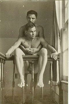 creatureblackl1's tweet photo. Ted Starkowski and Chuck Howard [Photos by Jared French and Paul Cadmus, aka PaJaMa, and perhaps George Platt Lynes], New York and-or Fire Island, 1950-1953 #tedstarkowski #chuckhoward #georgeplattlynes #jaredfrench #paulcadmus #vintagemen #uncut https://t.co/bKxsFjWjYb