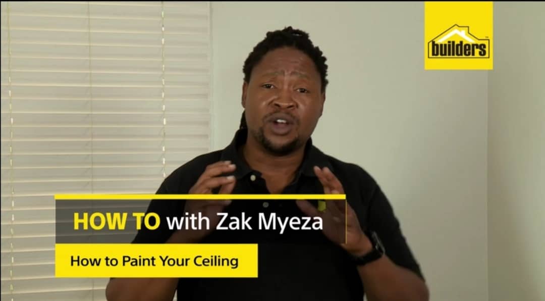 Zak_Myeza's tweet photo. Has #Lockdown made you notice little needed home touch ups?
#HowToWithZak tip: PAINT YOUR CEILING WHITE π¨πΎβπ¨ This will make your room feel larger, more open and brighter! Easy to do at home with this really cool Earth Pink to White Ceiling Paint β¬οΈ
https://t.co/ZJNIoY8wv6 https://t.co/pHrq6LhUYf