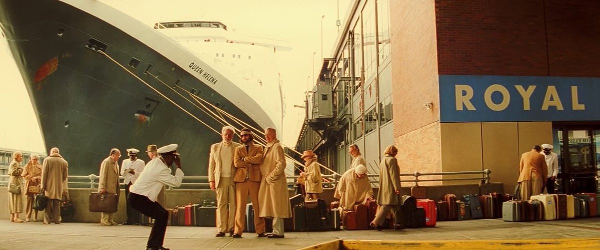 wondersoffilm's tweet photo. THE ROYAL TENENBAUMS (2001)
dir. Wes Anderson https://t.co/JR0PzfEBad