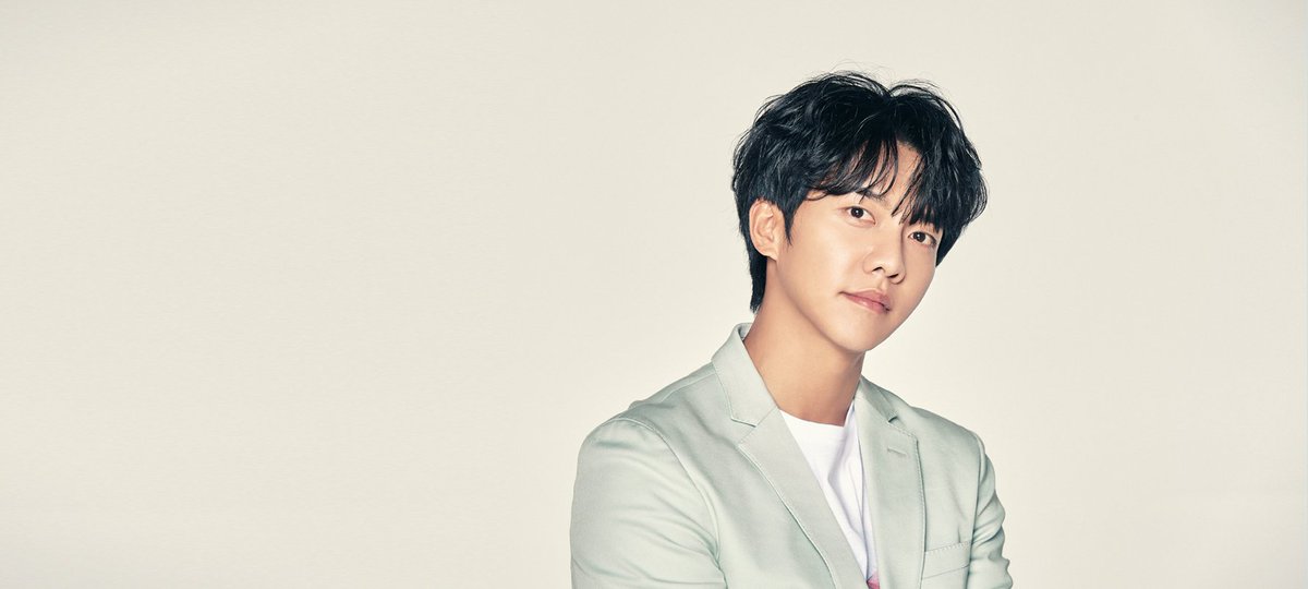 Profil baru untuk website resmi   http://leeseunggi.com 