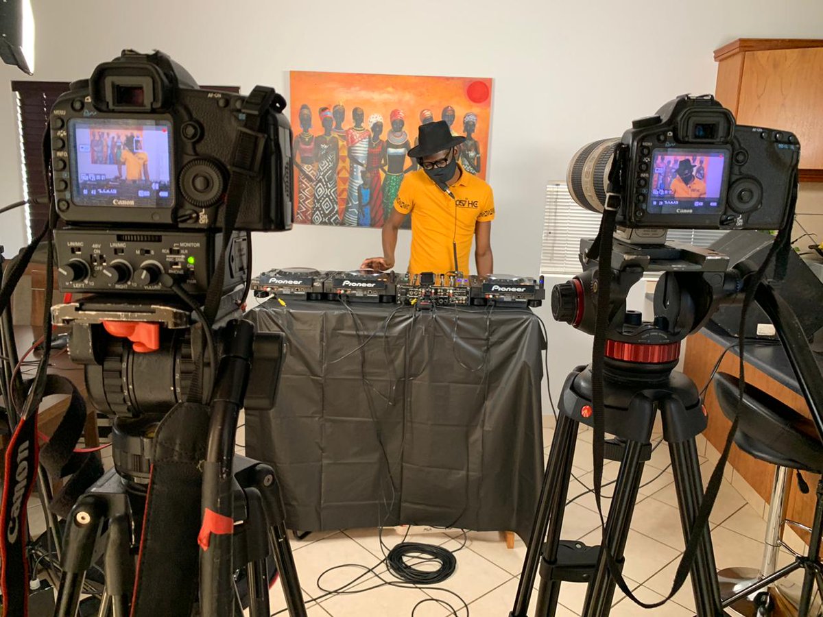 JabzzDimitri's tweet photo. Going live at 17h00 on the 057HC page #Stayhomesessions please tune in and stand a chance to receive Vodacom data.....🙏🏿🙏🏿🙏🏿 https://t.co/2VbYRvgziV