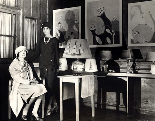 DigitalMinaLoy's tweet photo. Stores opening too soon—or not fast enough? Go virtual shopping for Mina Loy’s inventions and designs with this Davidson student-created DH e-marketplace: https://t.co/kOcRVk0IDo #NEHgrant #MinaLoy #DH @DavidsonCollege @DavidsonENG @UGAEnglish @DigiLab_UGA @duqedu https://t.co/Zw2SCDDGSm