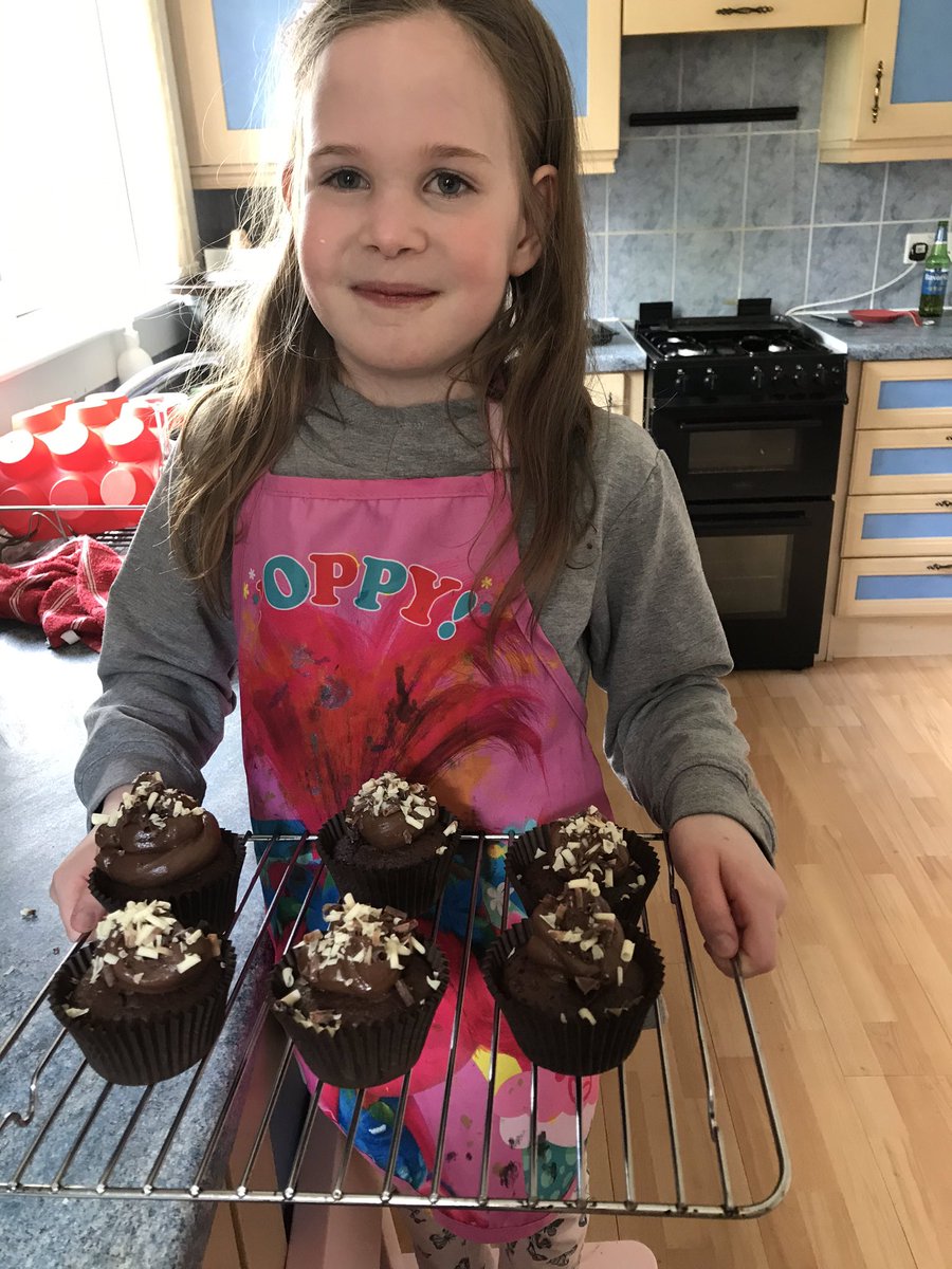 tracypaton9's tweet photo. @CornbankPS fun baking chocolate cupcakes today https://t.co/mKcoF4hEzP