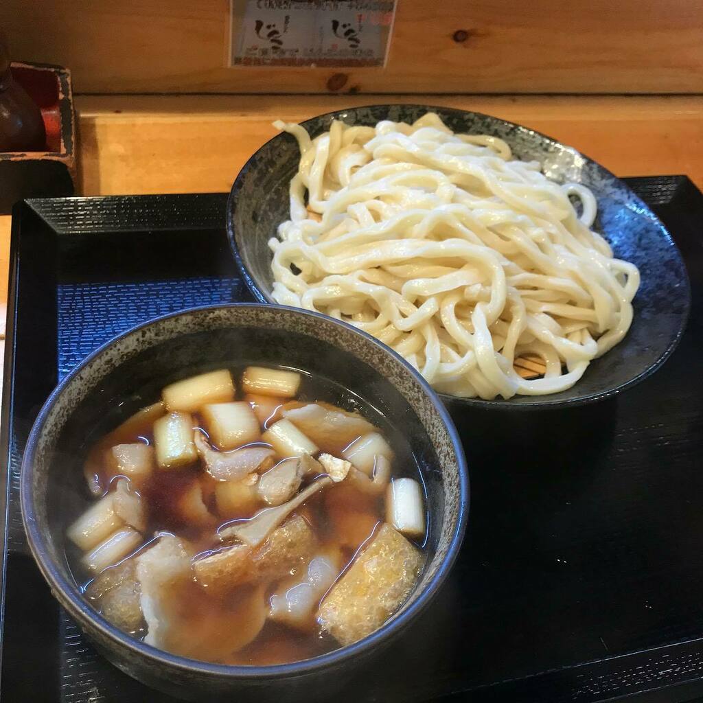 Masaki Drum En Twitter 四ツ谷駅 じんこ 肉ネギつけ汁うどん 500gまで無料で増せる有難味 肉の脂の味わいとすっきりした醤油に葱の香りで味わいに深みがある 四ツ谷駅 四ツ谷駅うどん 四ツ谷駅ランチ うどん Foodstagram Washoku Udon 東京美食 Masaki Drum En Twitter 四ツ谷駅 じんこ 肉ネギつけ汁うどん 500gまで無料で増せる有難味 肉の脂の味わいとすっきりした醤油に葱の香りで味わいに深みがある 四ツ谷駅 四ツ谷駅うどん 四ツ谷駅ランチ うどん Foodstagram Washoku Udon 東京美食