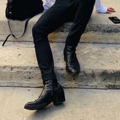 hyyhmuse's tweet photo. I want jimin and jungkook to stomp on me as hard as they can https://t.co/oQpa5sLyS8