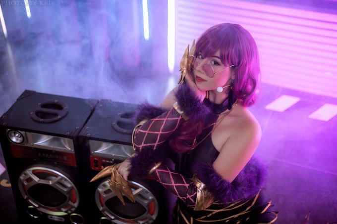 The trouble does not go alone. I lead her along  ___________________💜________________ Evelynn K/Da  PH<a href="/tag/lol"class="tags"><span>#lol</span></a><a href="/tag/geek"class="tags"><span>#geek</span></a><a href="/tag/cosplayer"class="tags"><span>#cosplayer</span></a><a href="/tag/cosplay"class="tags"><span>#cosplay</span></a><a href="/tag/gamer"class="tags"><span>#gamer</span></a><a href="/tag/leagueoflegends"class="tags"><span>#leagueoflegends</span></a>