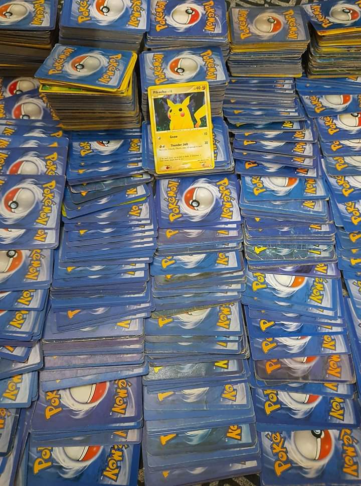 DANISHSPEAKSSS's tweet image. Today's kid will never understand the value of these cards❤️

#Goldenchildhood