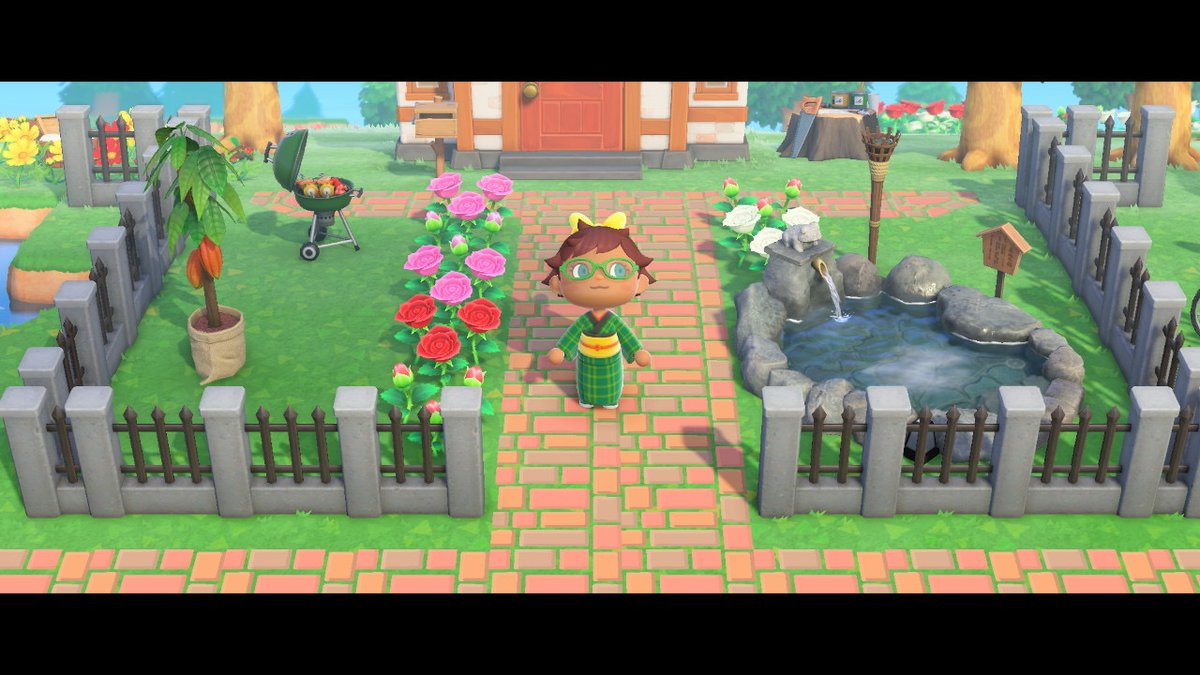 Made some progress this weekend. I moved my house and added some paths and a fence. I feel like the Jeffersons must have felt when they moved on up.  #AnimalCrossingNewHorizons    #acnh  