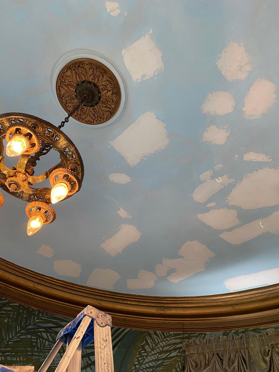 TheLempMansion's tweet photo. Taking advantage of this time to freshen up @TheLempMansion ! #StLouis #StLDining #StLRestaurants #BentonPark #StLHistory https://t.co/VuYkjHX3IA