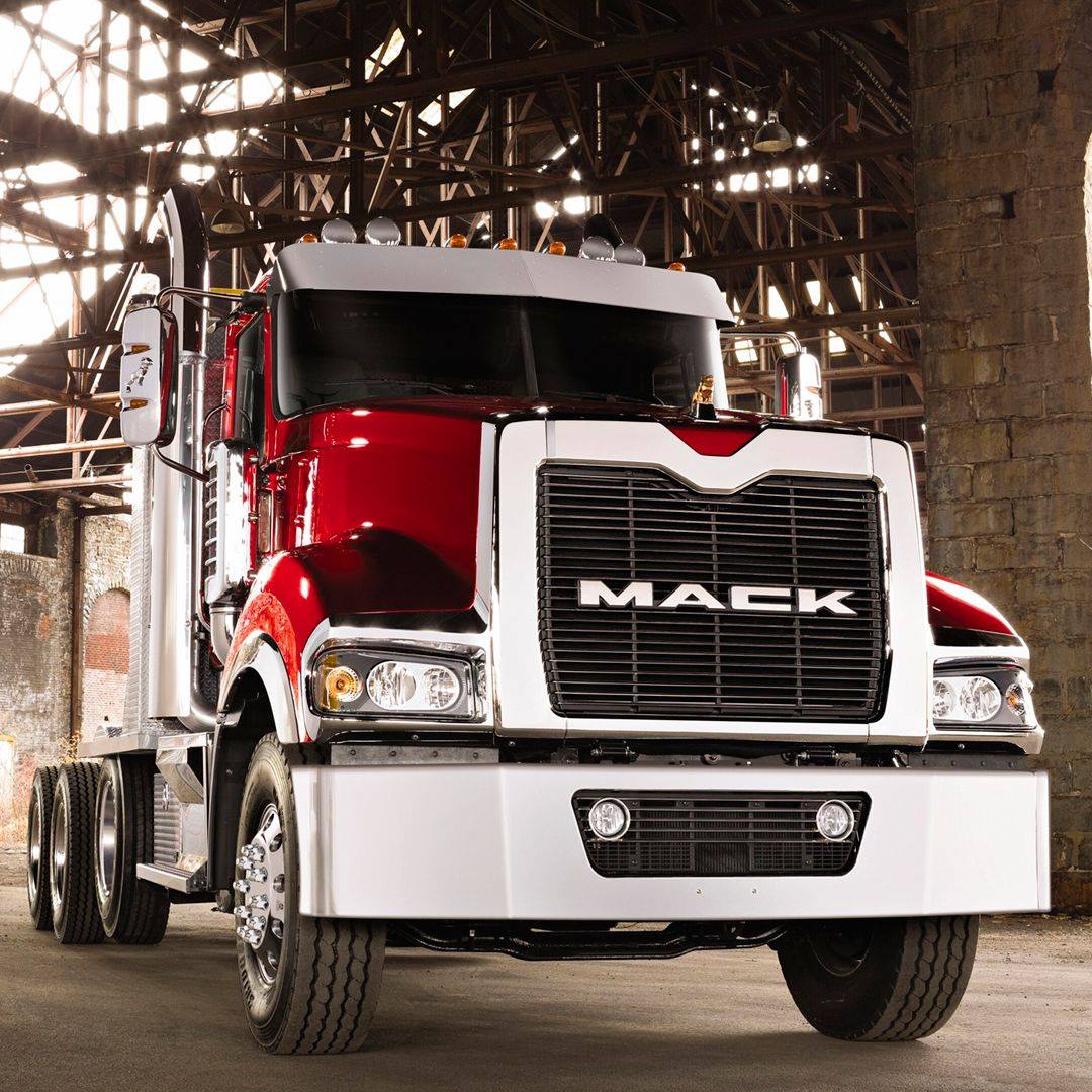TRUCKiDcom's tweet photo. Yay or Nay?😎
#trucks #custom_trucks #nasty_trucks #mack #mackmonday #macktrucks #truckin #truck #bighaul #bigrig #heavyloads #heavyhauler #truckers #trucknation #truckdaily #trucklife https://t.co/Bhv7KRKeex https://t.co/55A49PUaL3