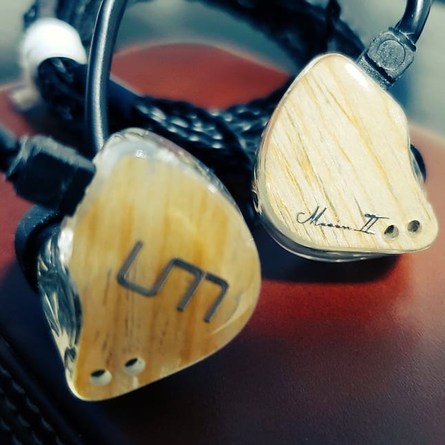 metatarou1010's tweet photo. イヤーチップを変えながら色々と聴いてると睡眠時間がなくなっていく～ 耳が～幸せ～✨ #uniquemelody #MASON2 https://t.co/oDfji8AwSh