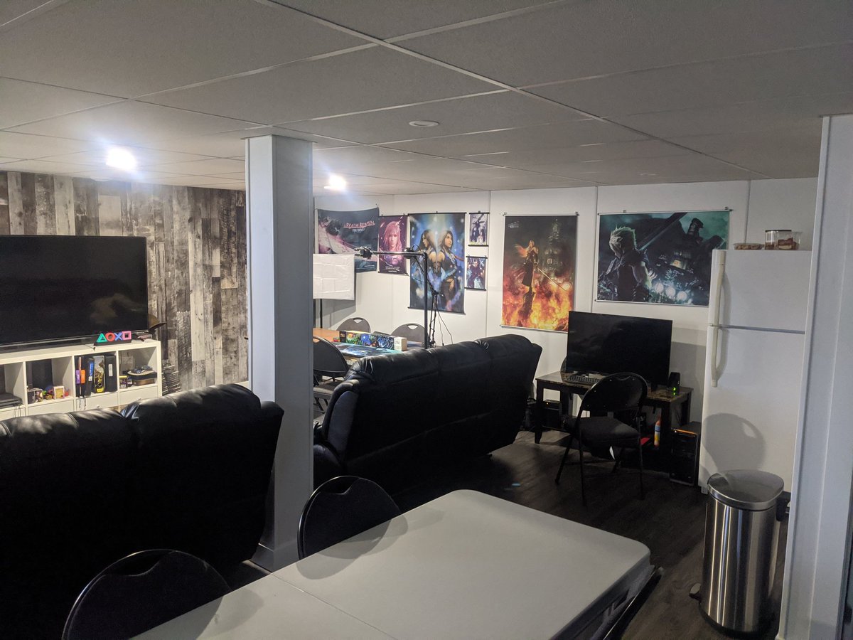 KtwnFFTCG's tweet photo. Decided to redo and upgrade my studio/game room a bit.
#fftcg #gameroom #studio #wallscrolls #finalfantasy #cardgames #videogames #streaming #recording https://t.co/RKVW3fxyQn