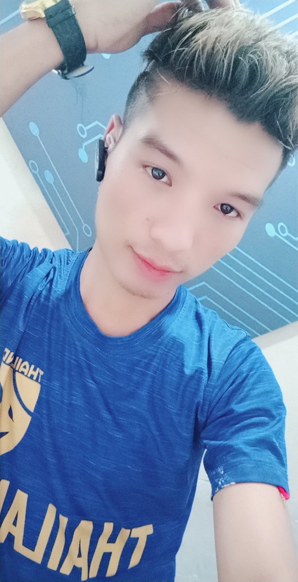 phyo85759475's tweet photo. မဂၤလာပါ https://t.co/wCPqvPwMlU