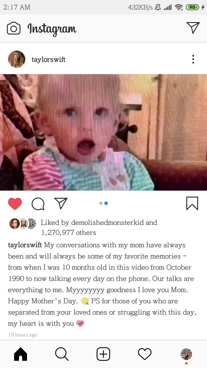 simran_tinne's tweet photo. ★Theory:- the flower emoji in Taylor's recent IG video has 8 flowers in it. bye https://t.co/RyqKGdO6yk