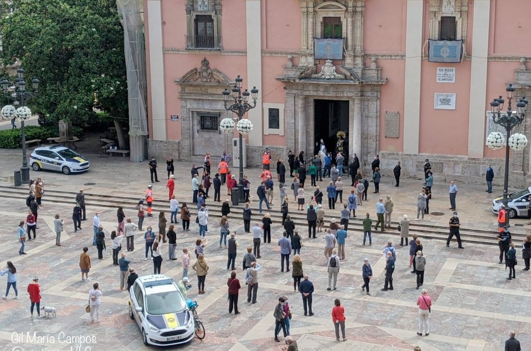 pablocast13's tweet photo. ¿Cómo manipula laSexta? Así: https://t.co/OwezGYoV2J