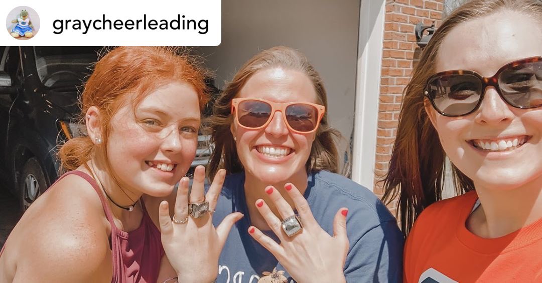 BaronRings's tweet photo. #congrats to @graycheerleading on receiving your rings! A lot of ring ceremonies have been cancelled and or postponed so it’s nice to see some smiling faces holding up your new #champring 💍 #cheer #cheerleading #graycheer #gatorchomp #baronrings #baron2020 https://t.co/3Y9rwwZdVU