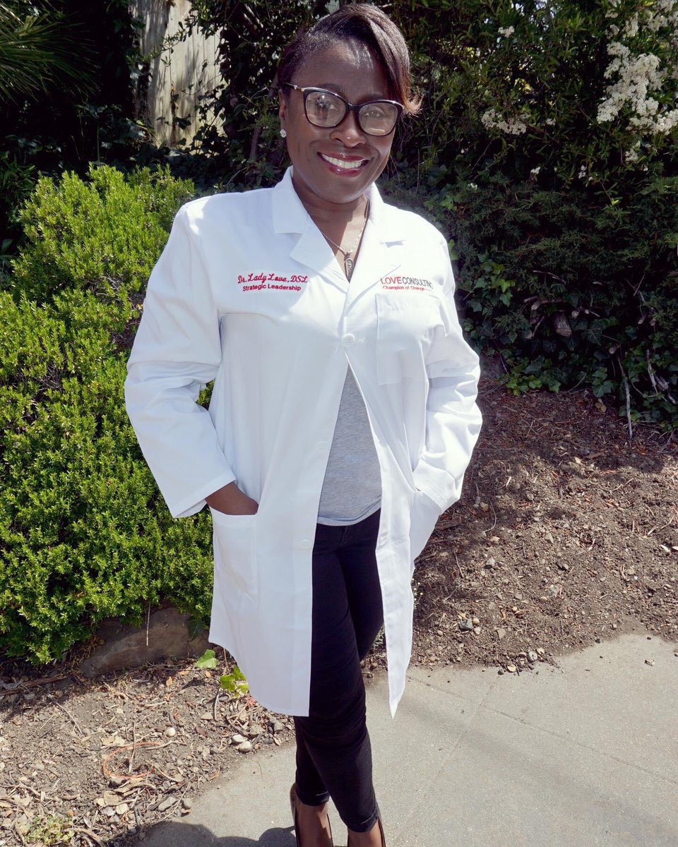 DrTammiLove's tweet photo. So this happened over the weekend. I received my doctorate degree in Strategic Leadership from Regent University. What an amazing weekend of Celebration. God is!
#DrLadyLove2020 #RegentGrad2020 #LoveConsulting #championofchange #DrTammiLove https://t.co/I9J4hOEIYl