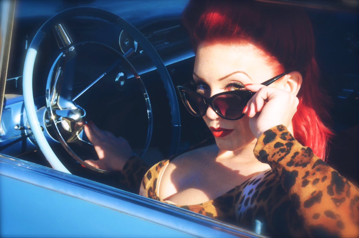 xomamajayne's tweet photo. Yes this car is in my garage #pinupmodel #59caddy #Cadillac #redhair #pinup #classiccars https://t.co/w7ZZGOosGD