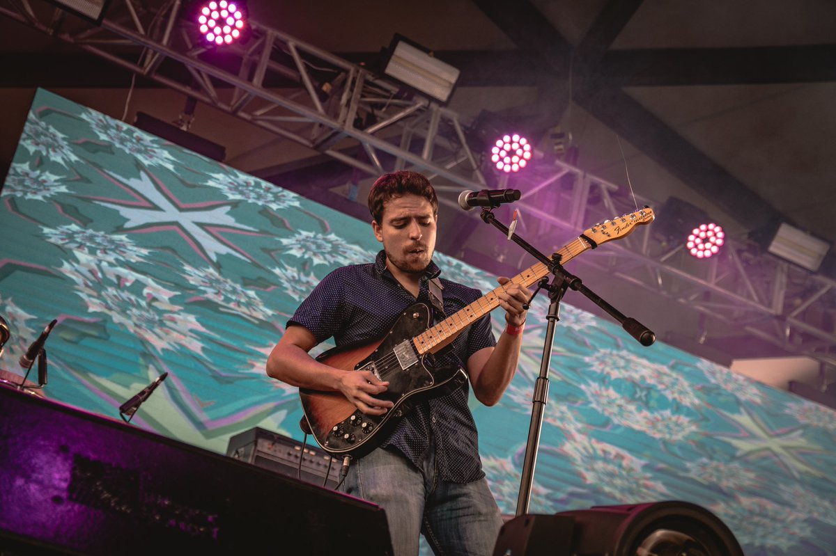 20191012 #FestivalDeFrente 📸: <a href="/omars_mch/">𝔒𝔪𝔞𝔯</a> 

Ya casi nos quedamos sin fotos, pero por favor, recuérdennos en Instagram: instagram.com/flechaalaire