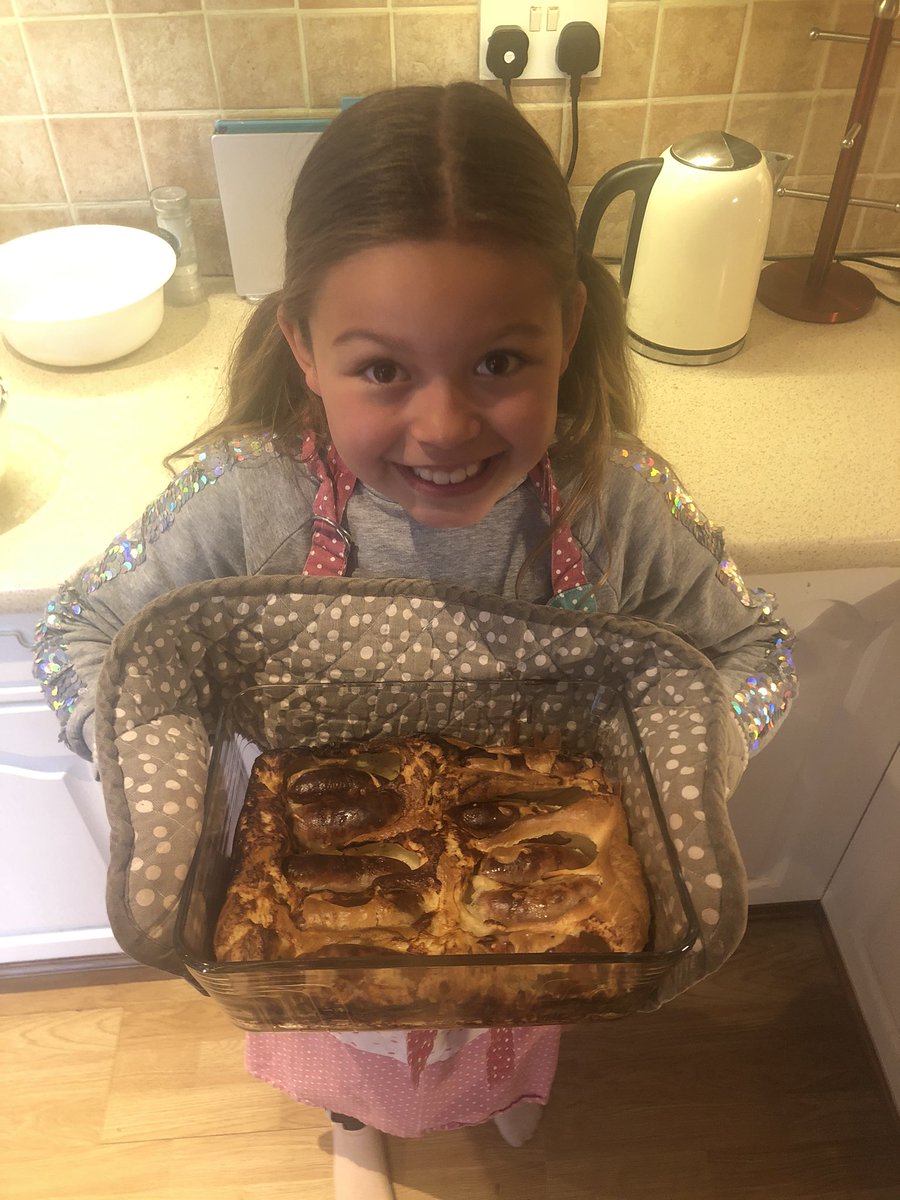 UlliottJamie's tweet photo. @Year4Hempland Rebecca made a wonderful Toad in the hole with mashed potatoes and vegetables for our tea on Sunday! It was lovely! More homework like this please! https://t.co/XOZGbxdARd