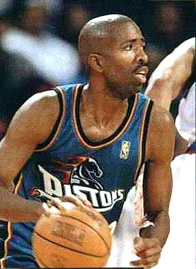 Out of all the rare Kenny Smiths, I probably remember Orlando Magic Kenny Smith the least.