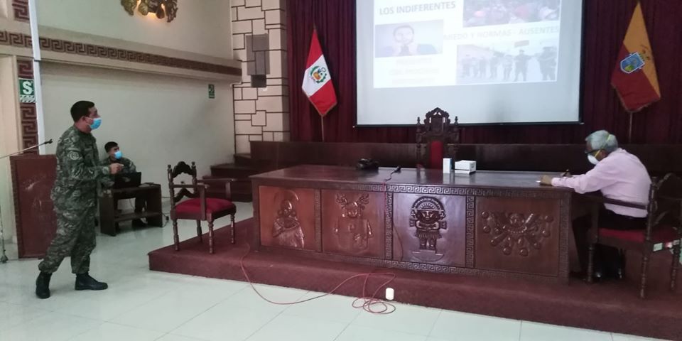 #NoticiasGRL | 📌 COMANDO COVID EXPONE BALANCE DE 30 DÍAS

Con el propósito de evaluar las acciones y redoblar esfuerzos, el general EP, Walter Bracamonte, jefe del Comando Covid, expone balance de los 30 días de labor para contrarrestar la Pandemia en Lambayeque.